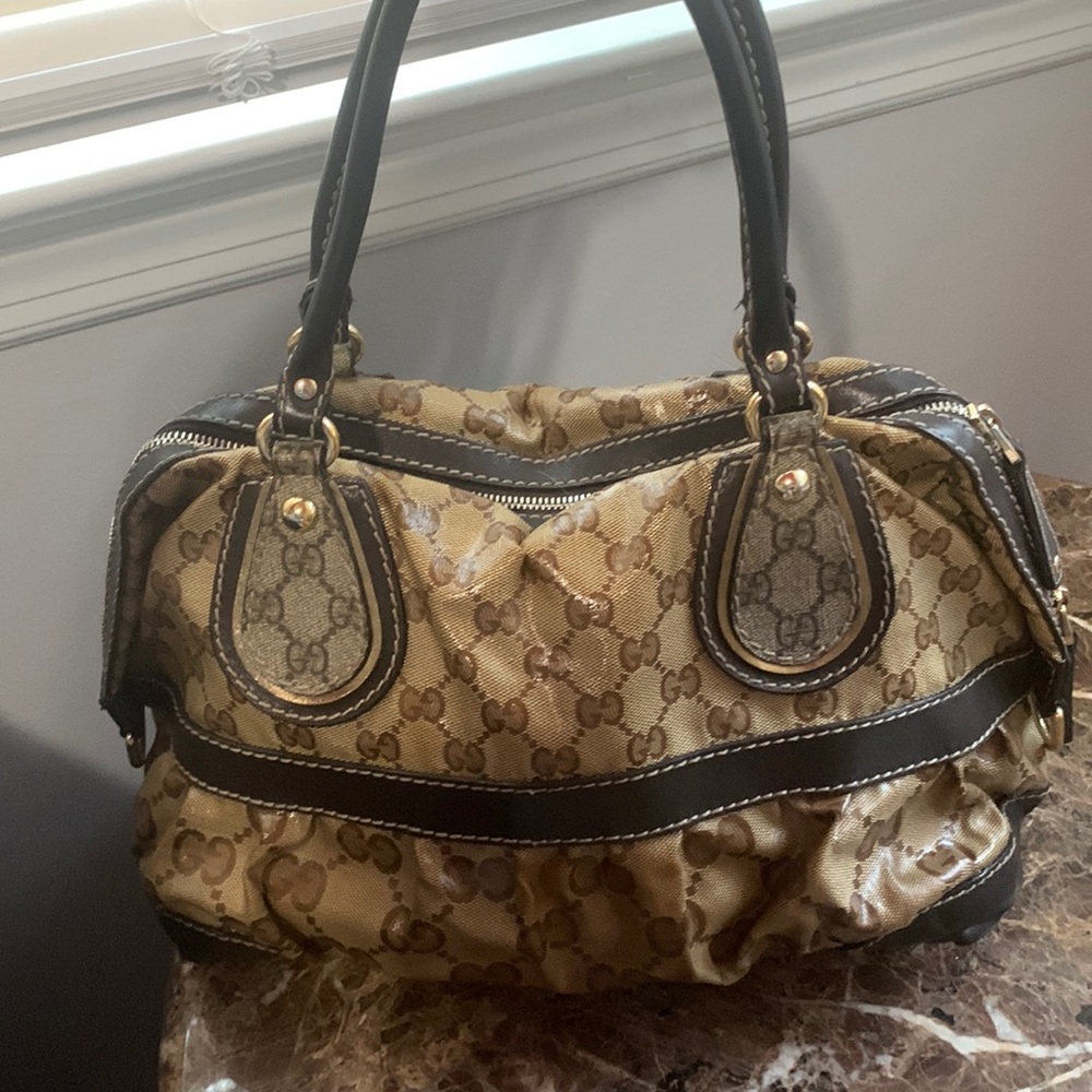 Authentic Gucci handbag